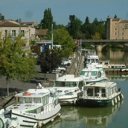 Les Trois Lys Hotel Condom