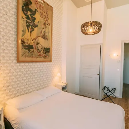 Les Trois Lys Hotel Condom